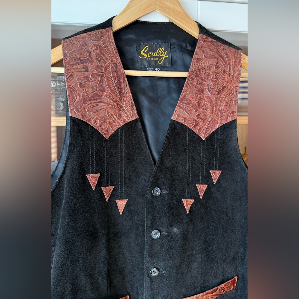Vintage Scully Black Vest with Embossed Leather Western Accents - Picture 3 of 6
